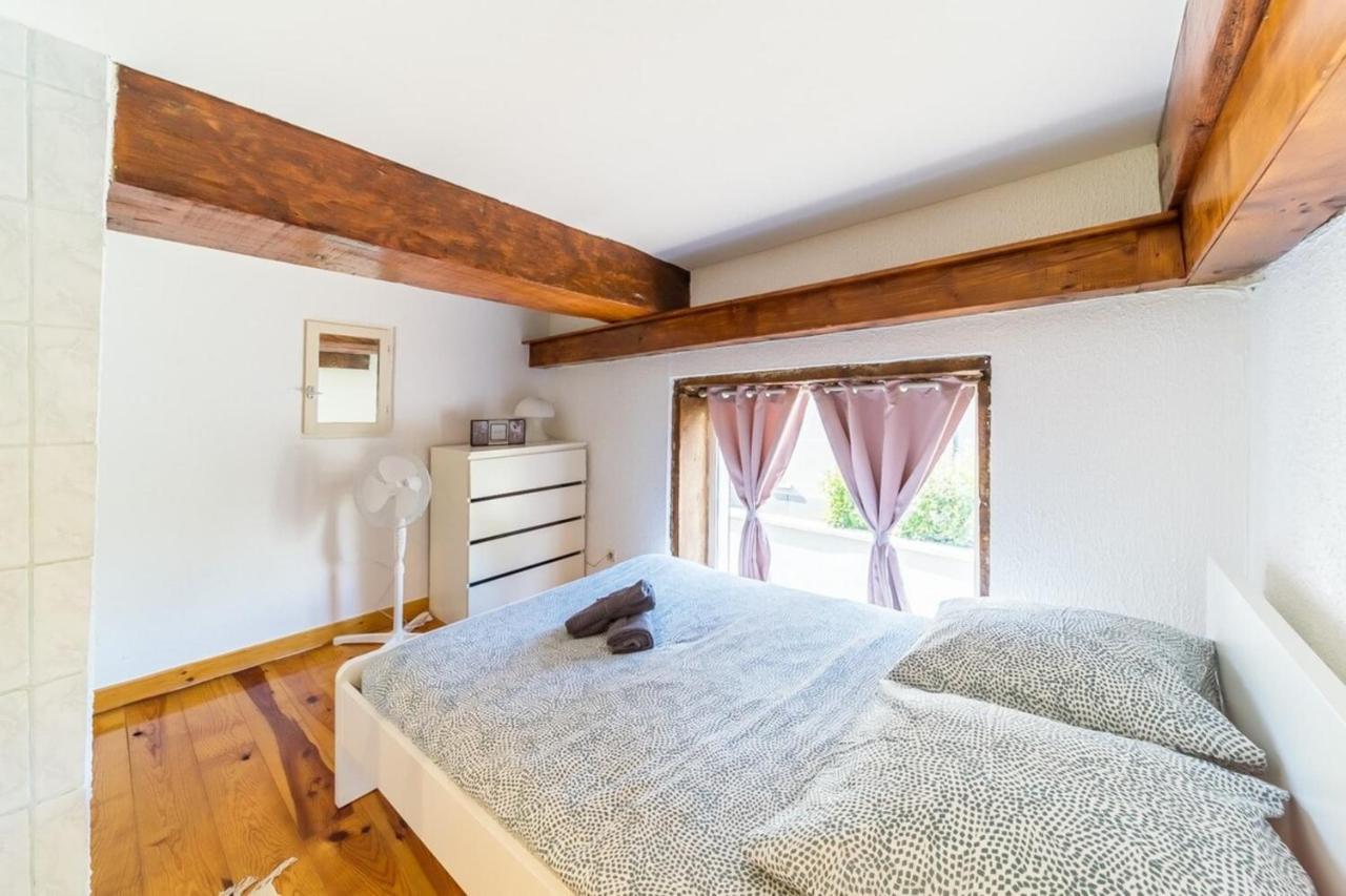 The Charming Fleury 2 Bedrooms Oullins Exterior photo
